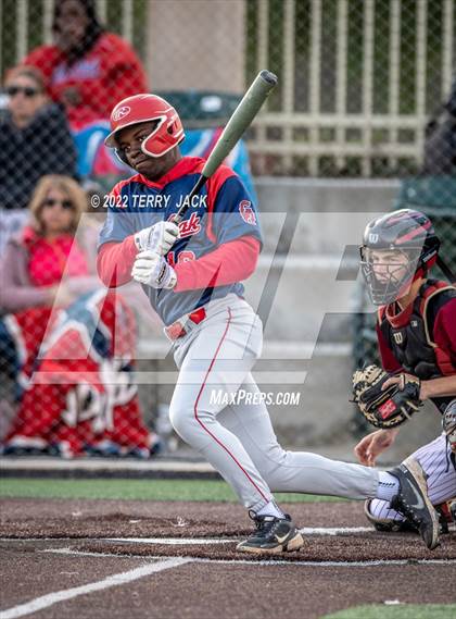 Thumbnail 1 in Great Oak @ JSerra Catholic photogallery.