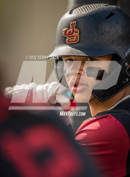 Thumbnail 1 in Great Oak @ JSerra Catholic photogallery.