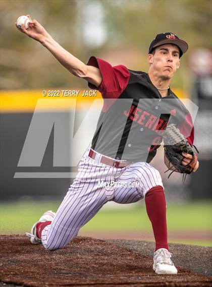 Thumbnail 2 in Great Oak @ JSerra Catholic photogallery.