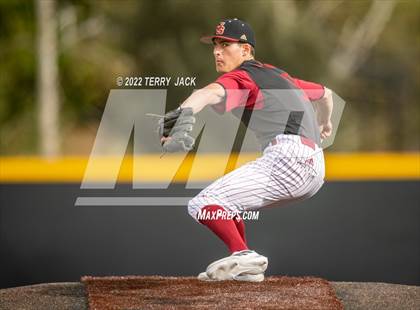 Thumbnail 2 in Great Oak @ JSerra Catholic photogallery.