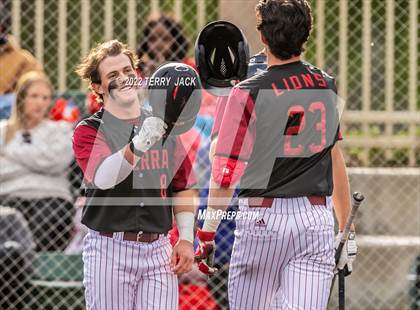 Thumbnail 3 in Great Oak @ JSerra Catholic photogallery.