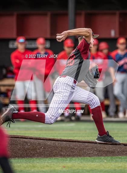 Thumbnail 1 in Great Oak @ JSerra Catholic photogallery.