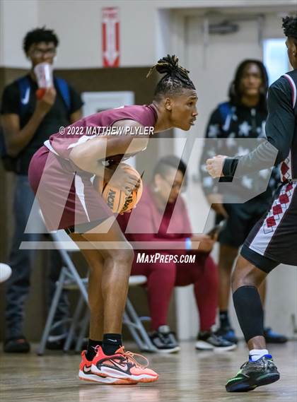 Thumbnail 3 in Living Water Christian vs Mount Zion (Isaac Levy Veterans Day Tournament) photogallery.
