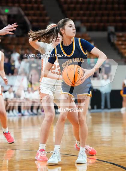 Thumbnail 1 in Frederick vs Mead (CHSAA 5A Great 8) photogallery.