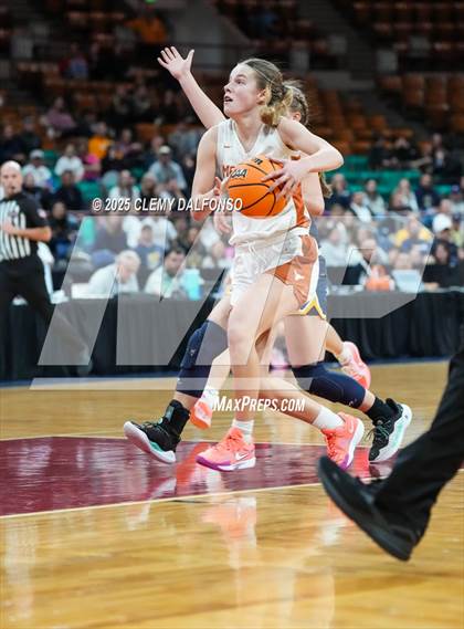 Thumbnail 2 in Frederick vs Mead (CHSAA 5A Great 8) photogallery.