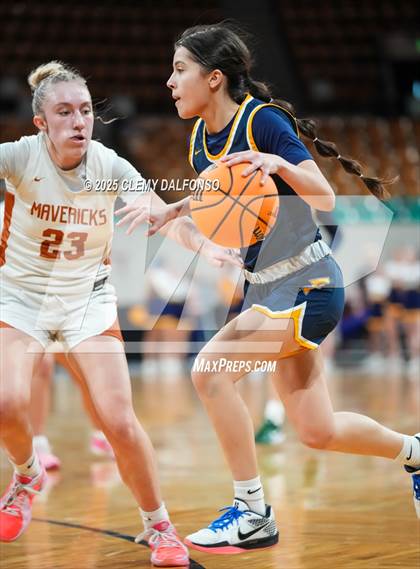 Thumbnail 3 in Frederick vs Mead (CHSAA 5A Great 8) photogallery.