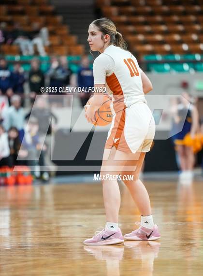 Thumbnail 3 in Frederick vs Mead (CHSAA 5A Great 8) photogallery.