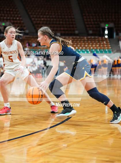 Thumbnail 2 in Frederick vs Mead (CHSAA 5A Great 8) photogallery.