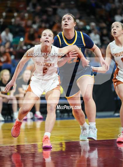 Thumbnail 1 in Frederick vs Mead (CHSAA 5A Great 8) photogallery.