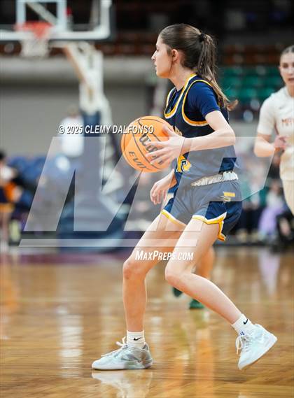 Thumbnail 3 in Frederick vs Mead (CHSAA 5A Great 8) photogallery.