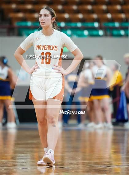 Thumbnail 1 in Frederick vs Mead (CHSAA 5A Great 8) photogallery.