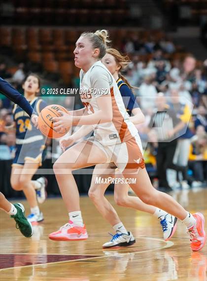 Thumbnail 2 in Frederick vs Mead (CHSAA 5A Great 8) photogallery.