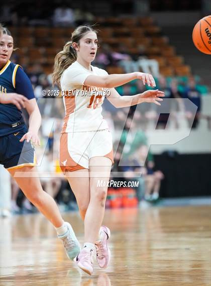Thumbnail 2 in Frederick vs Mead (CHSAA 5A Great 8) photogallery.