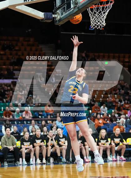 Thumbnail 3 in Frederick vs Mead (CHSAA 5A Great 8) photogallery.