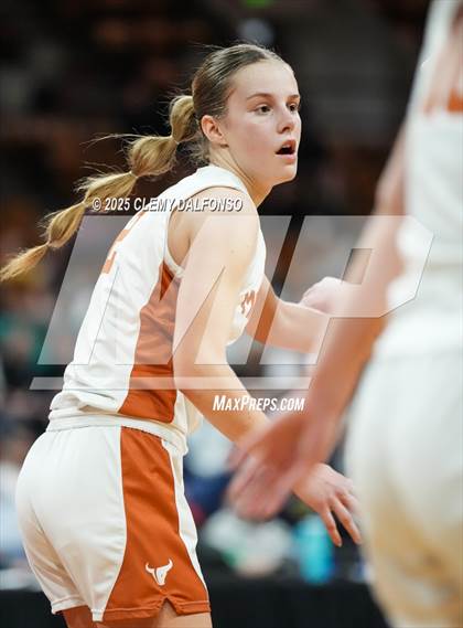 Thumbnail 1 in Frederick vs Mead (CHSAA 5A Great 8) photogallery.