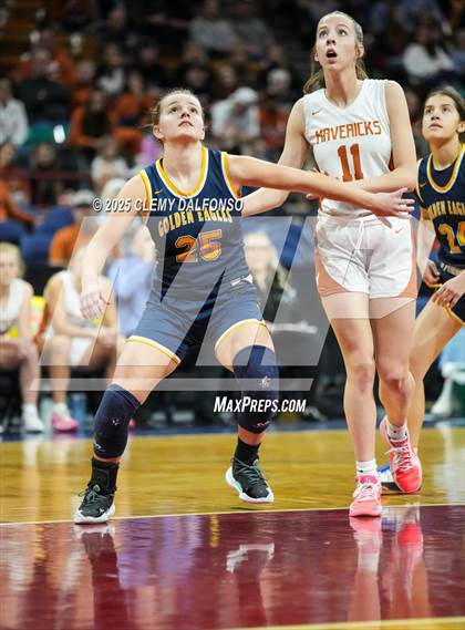 Thumbnail 1 in Frederick vs Mead (CHSAA 5A Great 8) photogallery.