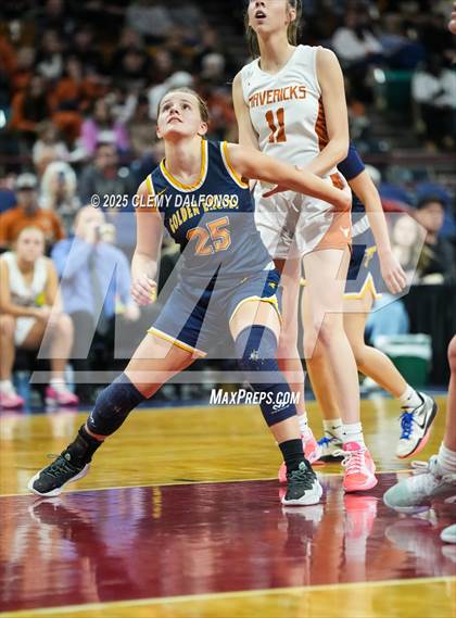 Thumbnail 2 in Frederick vs Mead (CHSAA 5A Great 8) photogallery.