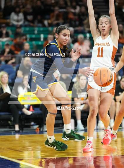 Thumbnail 1 in Frederick vs Mead (CHSAA 5A Great 8) photogallery.