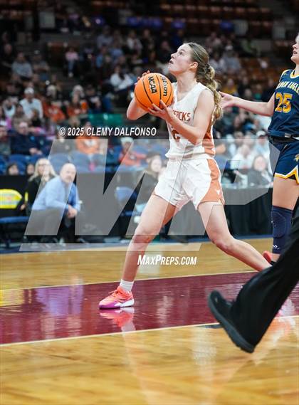 Thumbnail 3 in Frederick vs Mead (CHSAA 5A Great 8) photogallery.