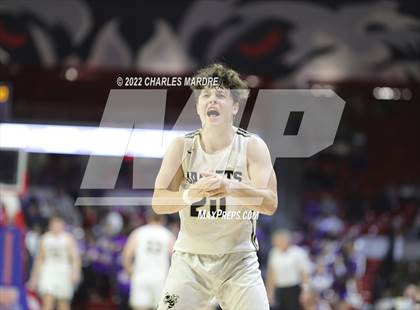 Thumbnail 2 in Hayesville vs. Chatham Charter (NCHSAA 1A Championship) photogallery.
