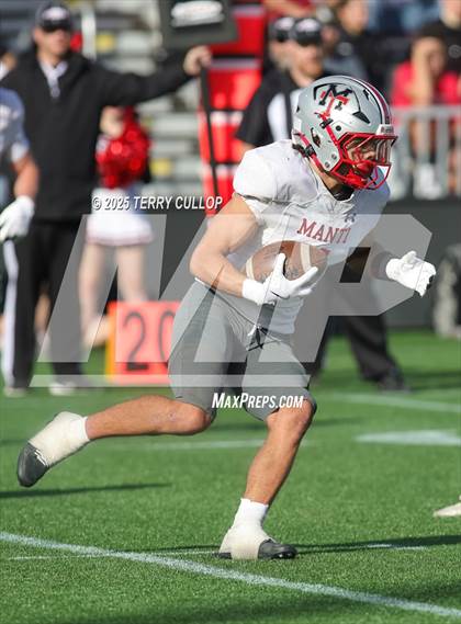 Thumbnail 1 in Cedar vs. Manti (UHSAA 3A Final) photogallery.