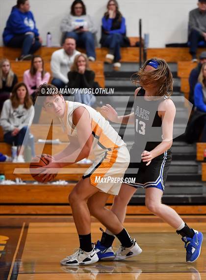 Thumbnail 2 in Auburn @ Illini Central photogallery.