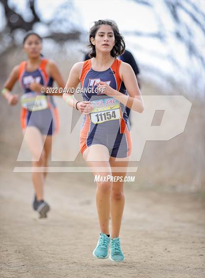 Thumbnail 3 in Mt SAC Invitational (Division 1 - Race 75) photogallery.