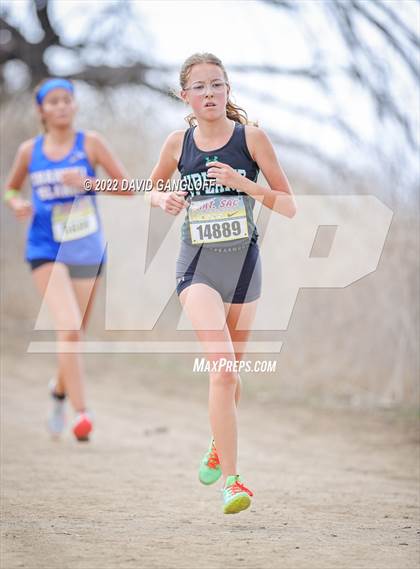 Thumbnail 1 in Mt SAC Invitational (Division 1 - Race 75) photogallery.