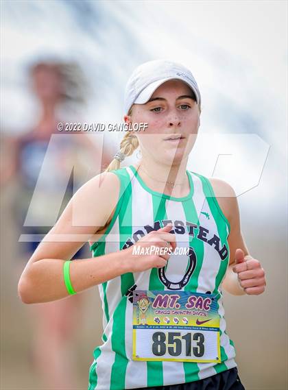 Thumbnail 1 in Mt SAC Invitational (Division 1 - Race 75) photogallery.