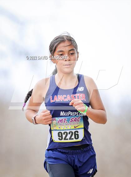 Thumbnail 3 in Mt SAC Invitational (Division 1 - Race 75) photogallery.