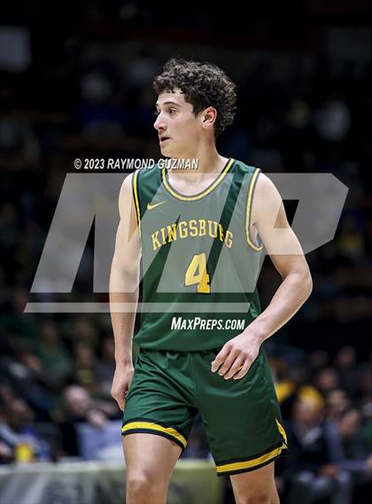 Thumbnail 3 in Kingsburg vs. Sierra (CIF CS Division 3 Championship) photogallery.