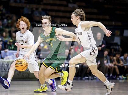 Thumbnail 1 in Kingsburg vs. Sierra (CIF CS Division 3 Championship) photogallery.