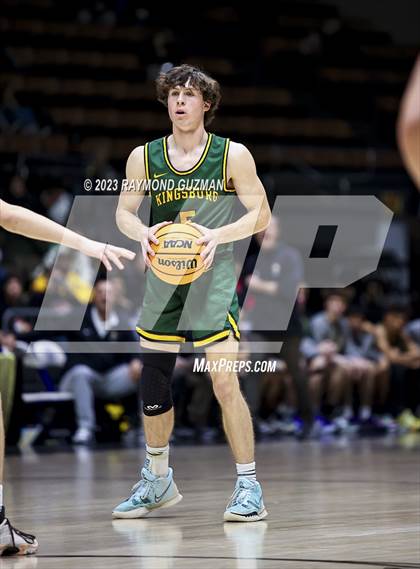 Thumbnail 2 in Kingsburg vs. Sierra (CIF CS Division 3 Championship) photogallery.