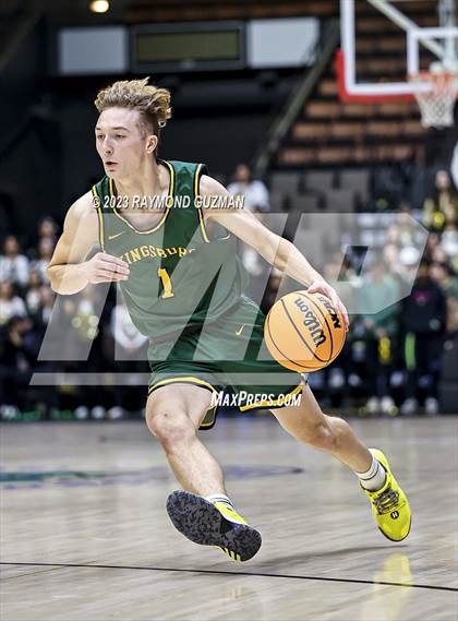 Thumbnail 3 in Kingsburg vs. Sierra (CIF CS Division 3 Championship) photogallery.