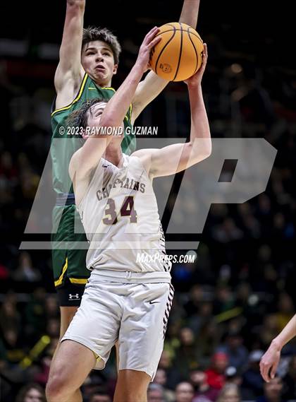 Thumbnail 3 in Kingsburg vs. Sierra (CIF CS Division 3 Championship) photogallery.