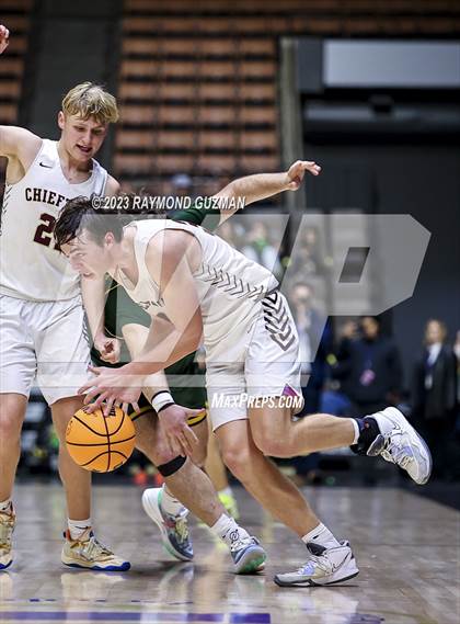 Thumbnail 2 in Kingsburg vs. Sierra (CIF CS Division 3 Championship) photogallery.