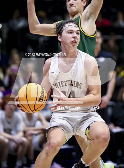 Thumbnail 2 in Kingsburg vs. Sierra (CIF CS Division 3 Championship) photogallery.