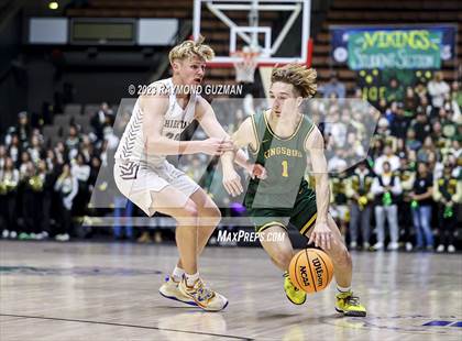 Thumbnail 1 in Kingsburg vs. Sierra (CIF CS Division 3 Championship) photogallery.