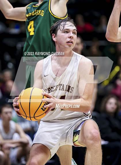 Thumbnail 3 in Kingsburg vs. Sierra (CIF CS Division 3 Championship) photogallery.