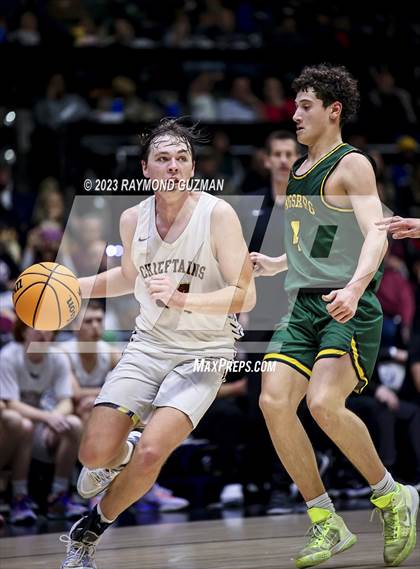 Thumbnail 1 in Kingsburg vs. Sierra (CIF CS Division 3 Championship) photogallery.