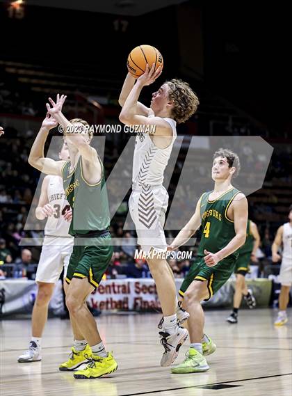 Thumbnail 2 in Kingsburg vs. Sierra (CIF CS Division 3 Championship) photogallery.