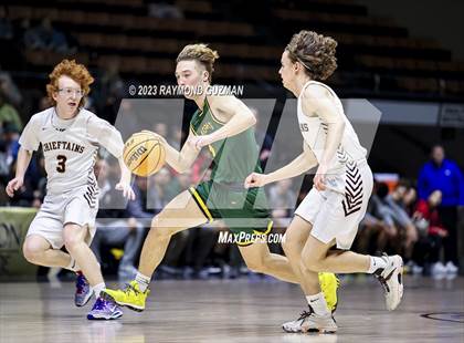 Thumbnail 3 in Kingsburg vs. Sierra (CIF CS Division 3 Championship) photogallery.