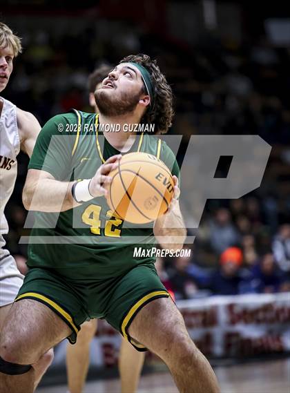 Thumbnail 1 in Kingsburg vs. Sierra (CIF CS Division 3 Championship) photogallery.