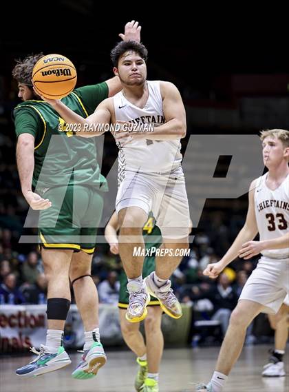 Thumbnail 3 in Kingsburg vs. Sierra (CIF CS Division 3 Championship) photogallery.