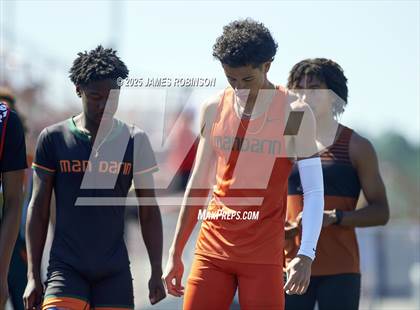 Thumbnail 2 in Gateway Conference Championships (800m) photogallery.