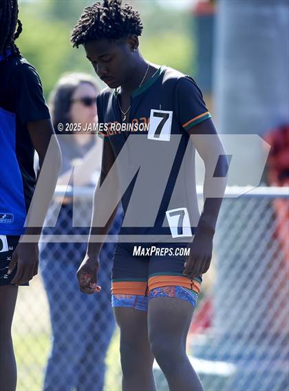 Thumbnail 3 in Gateway Conference Championships (800m) photogallery.