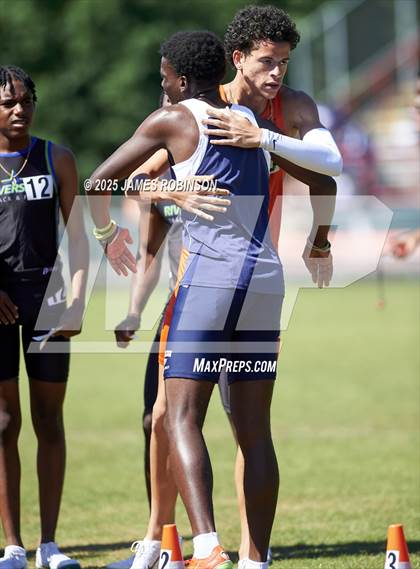 Thumbnail 1 in Gateway Conference Championships (800m) photogallery.