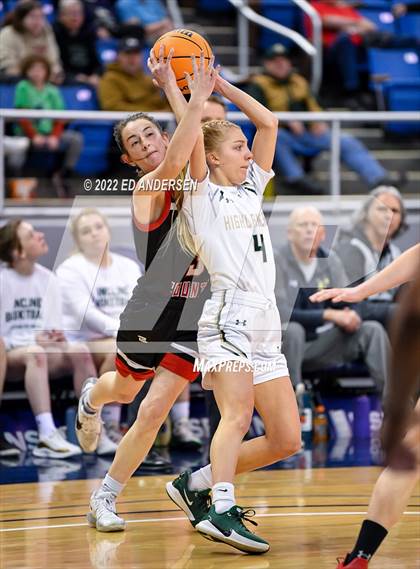 Thumbnail 3 in Incline vs. Lincoln County (NIAA State 2A Championship) photogallery.