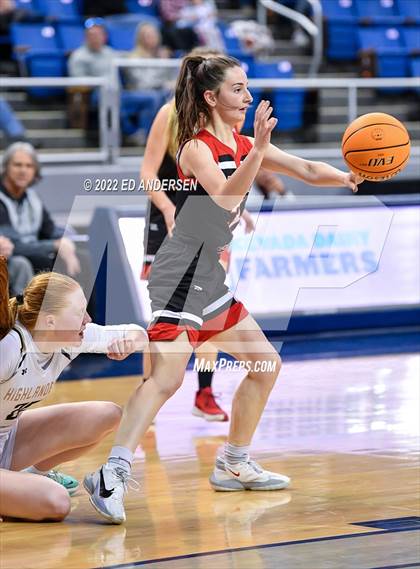Thumbnail 1 in Incline vs. Lincoln County (NIAA State 2A Championship) photogallery.