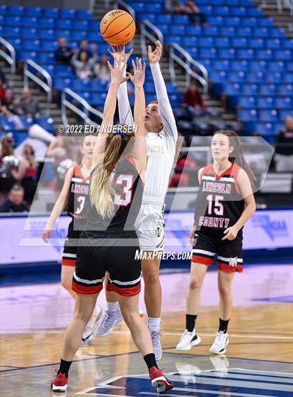 Thumbnail 2 in Incline vs. Lincoln County (NIAA State 2A Championship) photogallery.
